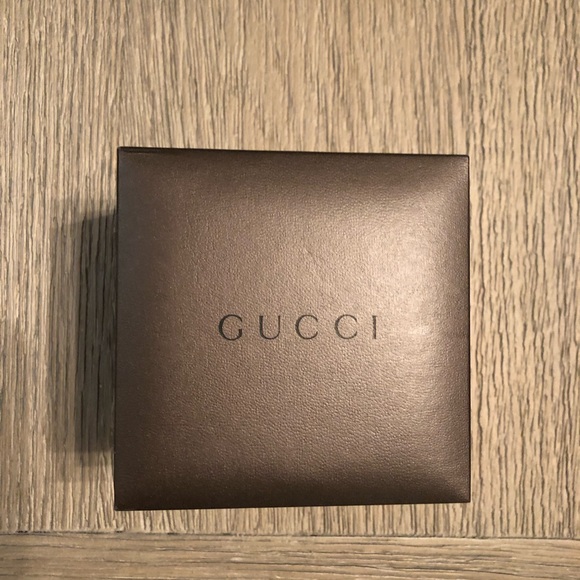 Vintage Gucci 3900L Nylon Strap Watch - Picture 6 of 6